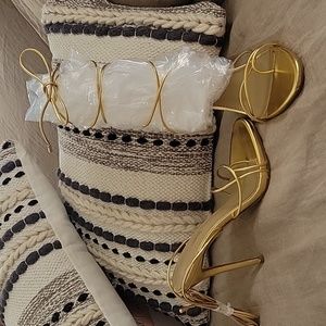 Fashion Nova Two to Tango Gold Stiletto heel Ankle Tie up Sandal 10 M